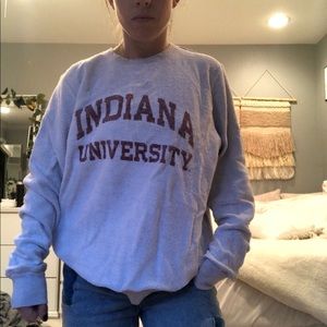 IU crewneck Sweatshirt